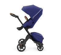 Stokke Xplory X, Bleu - Poussette de luxe - Réglable pour le confort de bébé et des parents - Rembourrage, harnais et fermeture éclair réfléchissante pour plus de sécurité - Se plie en un tournemain