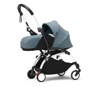 Stokke YOYO3 châssis (Blanc) avec Pack nouveau-né YOYO 0+ (Aqua) - Comprend un matelas, un harnais à cinq points, une capote extensible, bandoulière rembourrée, et housse de protection