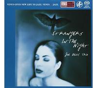 Strangers in The Night: Frank Sinatra [Import]