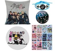 Stray Kids Coffret Cadeau, Coffret Cadeau Kpop Stray Kids - Housse de Coussin, Collier, Autocollant, Porte-clés, Broche - Cadeau pour Fans de Kpop StrayKids