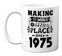 Stuff4 Tasse d'anniversaire 50 ans pour homme et femme - Making The World a Better Place Since 1975 - Cadeau d'anniversaire pour grand-père grand-mère et grand-mère rétro « Back in 1975 Age Fifty Bday