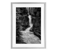 Stupell Industries Banff National Park Waterfall Grey Affiche encadrée sous verre, design par Jon Evan, 58,4 x 43,2 cm