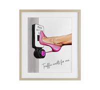 Stupell Industries Tableau encadré « Traffic Waits for Me Heels Gray Under Glass » par Ziwei Li, 53,3 x 43,2 cm