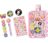 Stylo et surligneur dans une trousse de toilette Fleurs