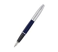 Stylo plume Calais de taille moyenne, belles finitions accentuées, présenté dans