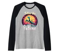 Suivez l'ambiance du Coucher de Soleil de The Patience Praying Mantis Manche Raglan