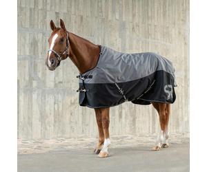 SUNRIDE Couverture d'hiver pour Cheval 250g (Helsinki) - réfléchissante, 1200D Ripstop - Partie Couvrant Le Cou en Option - Peut être combinée avec des sous-couvertures (145 cm, Noir/Gris)