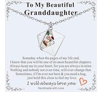 Supcare Collier Photo personnalisé dédié à la Petite-fille, Collier Bréloque Femme de 55 CM, Personnalisable avec Photo + Gravure Laser, Design d'ouverture en forme d'Enveloppe, avec Boîte à bijoux