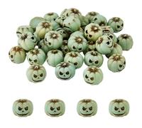 SUPERFINDINGS 40 Pièces Décorations Mini Citrouilles d'halloween Vertes 18x16x14.5mm Décor Mini Citrouilles Fantômes en Résine Figurines Miniatures de Citrouille pour Ornement de Paysage Décorations