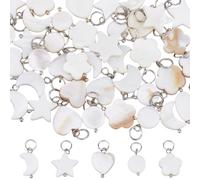 SUPERFINDINGS 40Pcs 5 Styles Charms en coquillage d'eau douce Pendentifs en forme d'étoile de lune et de coeur avec anneau de saut doré Pendentif plat en coquillage pour la fabrication de bijoux 4mm