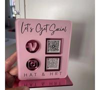 Support d'affichage personnalisé en acrylique avec code QR pour bureau, panneau imprimé sur mesure, idéal pour les magasins de détail pour augmenter la visibilité sur les réseaux sociaux Pink