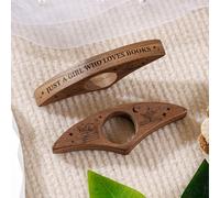 Support de page personnalisé « I Love You to The Moon and Back » - Porte-page personnalisé, cadeau pour amoureux de livres, support de page en bois (Just A Girl WHO Loves Books-Hêtre)