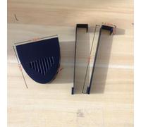 Support de tablette de nettoyage à suspendre pour réservoir de toilettes permettant une répartition uniforme des agents de nettoyage sur tout le volume du réservoir