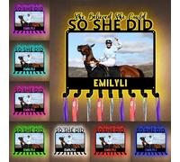 Support mural en métal avec inscription « She Believed She Could So Did » - Avec lumière et nom - Cadeau pour femme