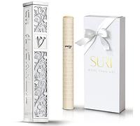 SURI Mezouzah pour porte avec motif de Jérusalem | 12,7 cm Argent et blanc Mezouzah avec parchemin imprimé à l'intérieur | Porte juive moderne Mezouzah avec adhésif et boîte cadeau