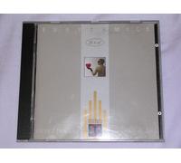 Eurythmics - Sweet Dreams (Are Made Of This)