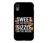 Sweet on The Outside, Sizzle on The Inside. Cute Pizza Coque pour iPhone XR