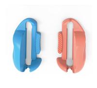 Switch 2 Support ergonomique pour manette de jeu, design antidérapant compatible avec le bracelet JoyCon original (rouge bleu)