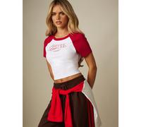 T-shirt court avec impression de slogan Running Late Club sur la poitrine, manches courtes raglan et col ras-du-cou, style blocs de couleurs L,M,S,XL,XSHalloweenTissu tricoté