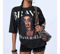 T-shirt femme noir d'été avec imprimé personnage, manches courtes, mode décontractée et polyvalente SHEIN X Y2Kool SHEIN X favorise la créativité en offrant aux créateurs de mode, aux artistes et aux 