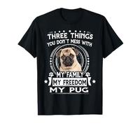 T-shirt « Three Things You Don't Mess With Tshirt Funny Carlin » T-Shirt