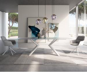 Table à manger Edge Boot 240x120 verre en relief Perlmutt 3D-Design Zenthara Angulaire métal blanc