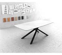 Table-à-manger Edge forme Boot 200x100cm Laminam® céramique blanc pieds milieu croisé noir