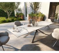 Table d’extérieur Edge 300x100 cm céramique Calacatta Luxe blanc-or-gris piètement croisé rectangulaire en acier inoxydable