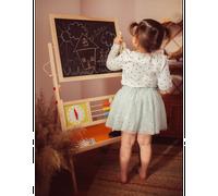 Mamabrum Tableau Enfant en bois 98 x 45 x 42 cm double face magnétique et craie - Tableau Blanc Magnétique - Chevalet Enfant avec Montre, Alphabet, étagère de rangement et accessoires