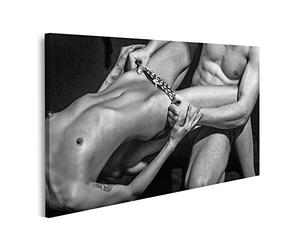 Tableau sur toile Jeune couple décontracté par un bel homme macho avec un corps mus n pantalon et belle femme ou sexy gi Images Impression Art Poster Tableau mural