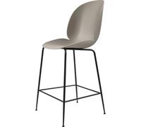 GUBI Tabouret de bar Gubi 3D bas new beige. structure en acier chromé noir