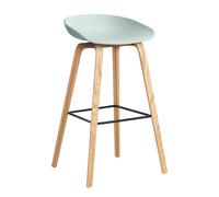Tabouret de bar haute About A Stool AAS 32 2.0 chêne laqué water-based lacquered oak base/footrest black
