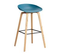 Tabouret de bar haute About A Stool AAS 32 2.0 chêne laqué water-based lacquered oak base/footrest black