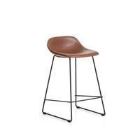 Tabouret Zahara en polyuréthane marron avec pieds en acier finition noire, 65 cm, certifié FSC 100 %