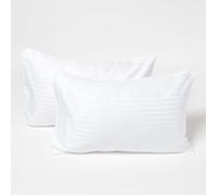 HOMESCAPES Taie d’Oreiller Enfant 40x60 cm en Percale de Coton égyptien 330 Fils, Lot de 2, Taie d’Oreiller bébé Coloris Blanc, Linge de lit Enfant