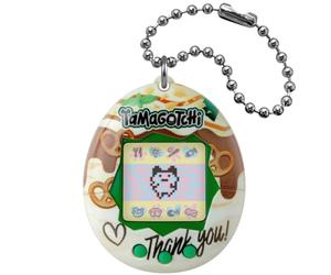 TAMAGOTCHI Original Caramel Nuts - Jeu Électronique Virtuel | Design glace caramel aux noix, animal virtuel à élever, mini-jeux, pile incluse, dès 8 ans - 46179