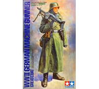 Tamiya 36306 WWII German Machine Gunner (Greatcoat) 1/16