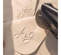 Tampon à gaufrer personnalisé pour mariage, monogramme, tampon à gaufrer avec 2 initiales personnalisées, cadeau de mariage, tampon à gaufrer à main Custom your design