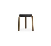 Normann Copenhagen Tabouret Tap black. pieds en noyer