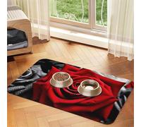 Tapis d'alimentation absorbant en cuir synthétique pour chien et chat - Motif roses noires blanches et rouges - Protège les sols - Dos en caoutchouc antidérapant - Facile à nettoyer - 40 x 60 cm