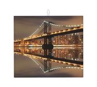 Tapis de comptoir de cuisine antidérapant imprimé New York Manhattan Bridge Night avec corde de suspension 45,7 x 40,6 cm Tapis de vidange absorbant adapté pour les comptoirs, éviers et supports de