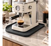 Tapis espresso pour Philips SENSEO CSA260/90 Maestro | Base noire en silicone texturé, avec rebord de 1,3 cm pour recueillir les gouttes et garder le plan net.