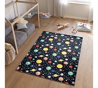TAPISO Emma Tapis de Chambre Enfant Bébé Ado Jeu Design Moderne Noir Multicolore Cosmos Planètes Poil Court Doux Lisse Fin Léger Confortable Antidérapant Lavable 80 x 150 cm