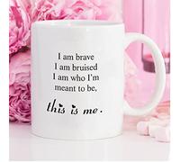 Tasse à café humoristique en céramique avec inscription « I Am Brave I Am Bruised This is Me The Greatest Showman », Objet Personnalisable - Blanc - 445 ml