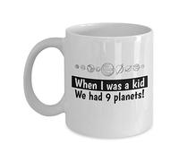 Tasse À Thé Passionné De Sciences. Quand J'Étais Enfant, On Pensait Qu'Il Y Avait 9 Planètes. Rip Pluton. Humour Mug À Café En Céramique Porcelaine Coffee Mugs Pour Bureau Femme Homme