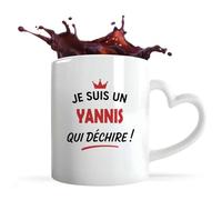 Tasse Coeur d'un Yannis qui déchire 2- Mug avec une anse coeur - Idée Tasse Coeur Personnalisable Cadeau Anniversaire Fête Original Famille Travail Départ Collègue Retraite Noël.