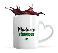 Tasse Cœur Madame Véronique | Mug | Idée Tasse Personnalisable en forme de Cœur Cadeau Anniversaire Fête Original Famille Travail Départ Collègue Retraite Noël. (Vert)