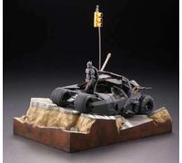 TDK TRILOGIE BATMOBILE TUMBLER DIORAMA Kaiyodo Statue