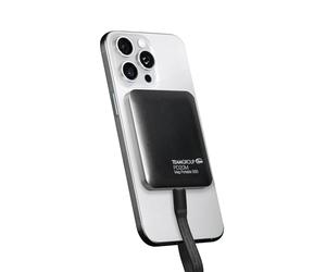 TEAMGROUP PD20M TPSEG2002T0C108 Disque SSD externe magnétique 2 To Lecture jusqu'à 2000 Mo/s USB 3.2 Gen 2 x 2 Type-C 4K ProRes HDR Record iPhone 15 et 16 Pro Max, iPad TPSEG2002T0C108