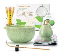 TEANAGOO Ensemble de 7 fouets à matcha verts, kit de matcha de cérémonie, service à thé matcha pour faire du latte, bol en céramique (chawan) avec bec verseur et fouet, cadeau pour les amateurs de